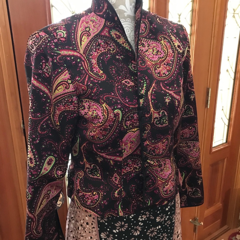SILK PAISLEY JACKET HAND-BEADED ALL OVER VTG SZ 12P LIKE NEW SO PRETTY IN PERSON